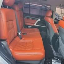 A picture of Land cruiser V8 VXR