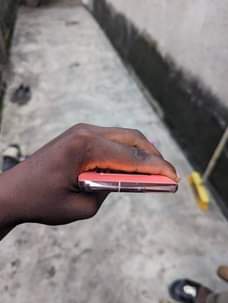 A picture of samsung galaxy s10 plus