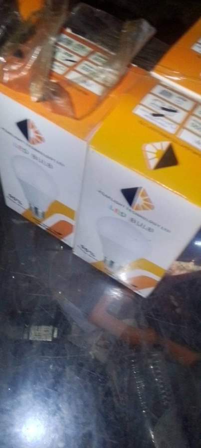 A picture of Bulbs mks switches