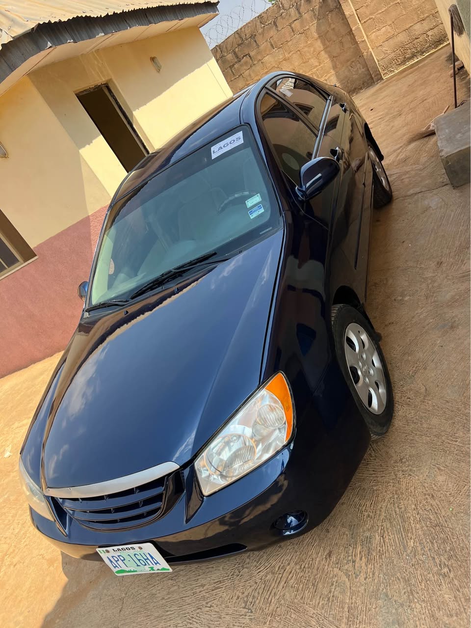 A picture of Automatic KIA 2008 model Nigeria used standard