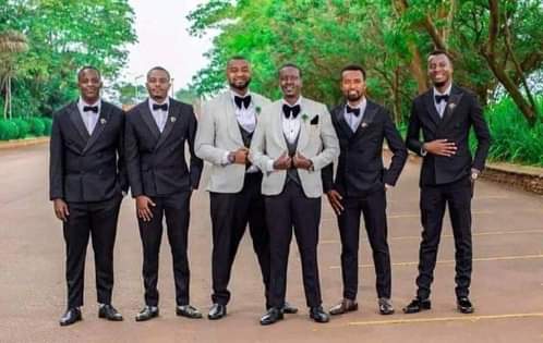 A picture of Suits and kaftan. WhatsApp me or call on 0700235380 for