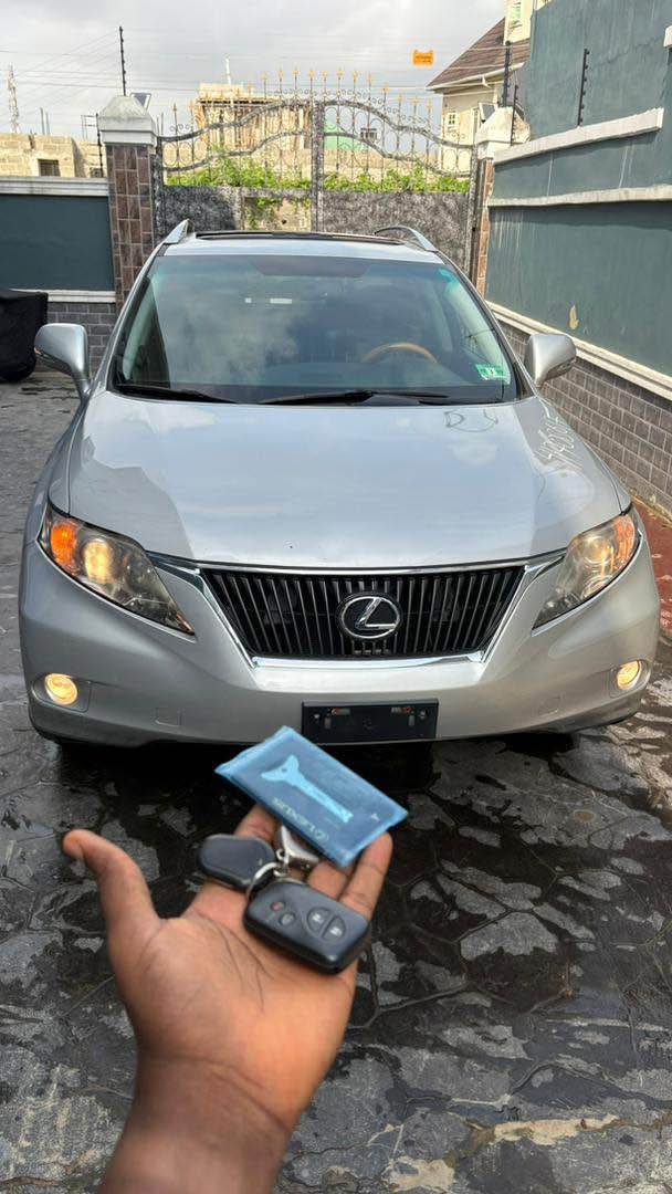 A picture of Accident free REMOTE STARTER Toks lexus RX350 2010 WITH SPARE