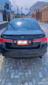 A picture of Honda accord 2009 V6 Painted on first body Engine Ac