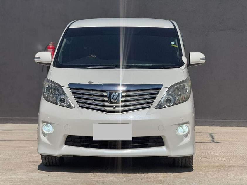 toyota alphard