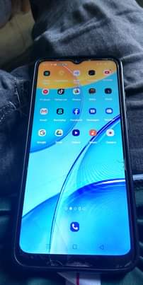 A picture of OPPO A15 GB 32 0759811527 maongezi yapo