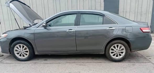 A picture of Toyota Camry LE 2008 model