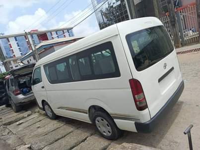 A picture of 2016 . Toyota Hummer bus 2 .