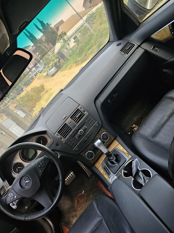 A picture of Benz C300 2009