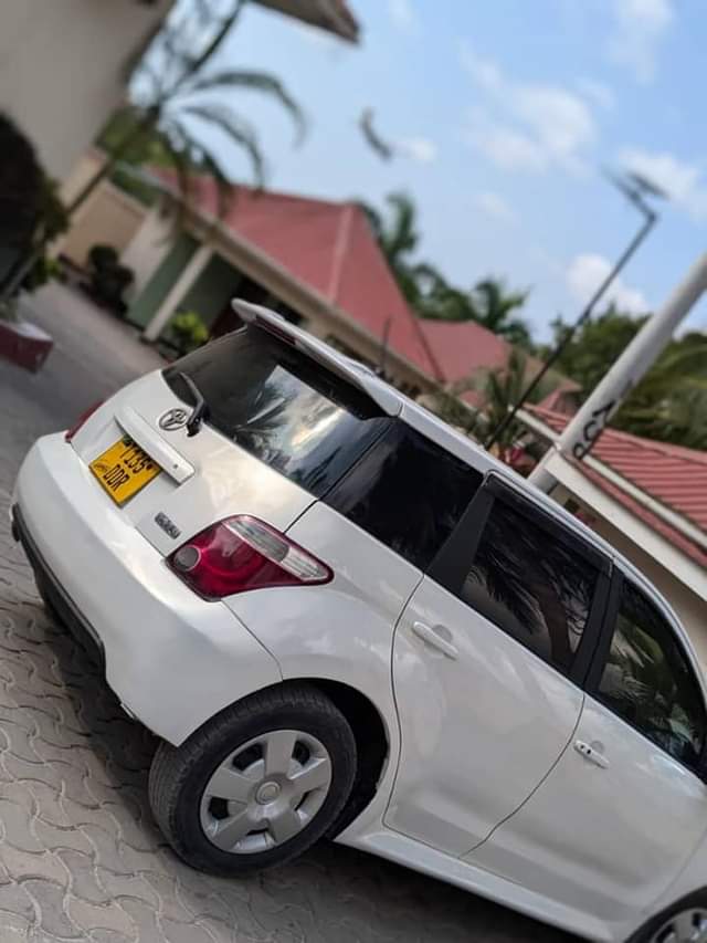 A picture of Toyota I s t