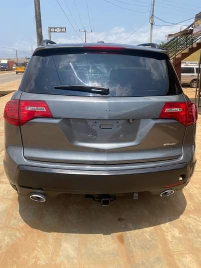 A picture of ACURA MDX