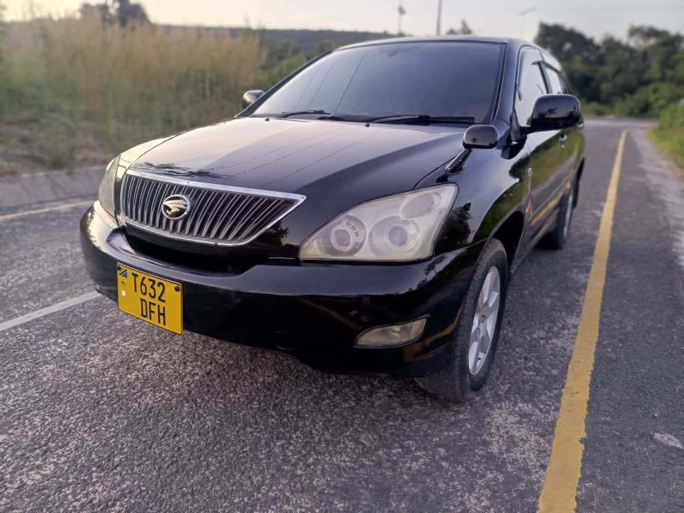 A picture of Toyota harrier