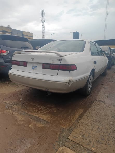 A picture of Registered Toyota Camry 1999 model 08034073071