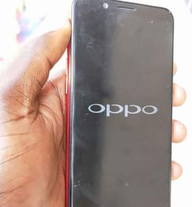 A picture of Oppo A83