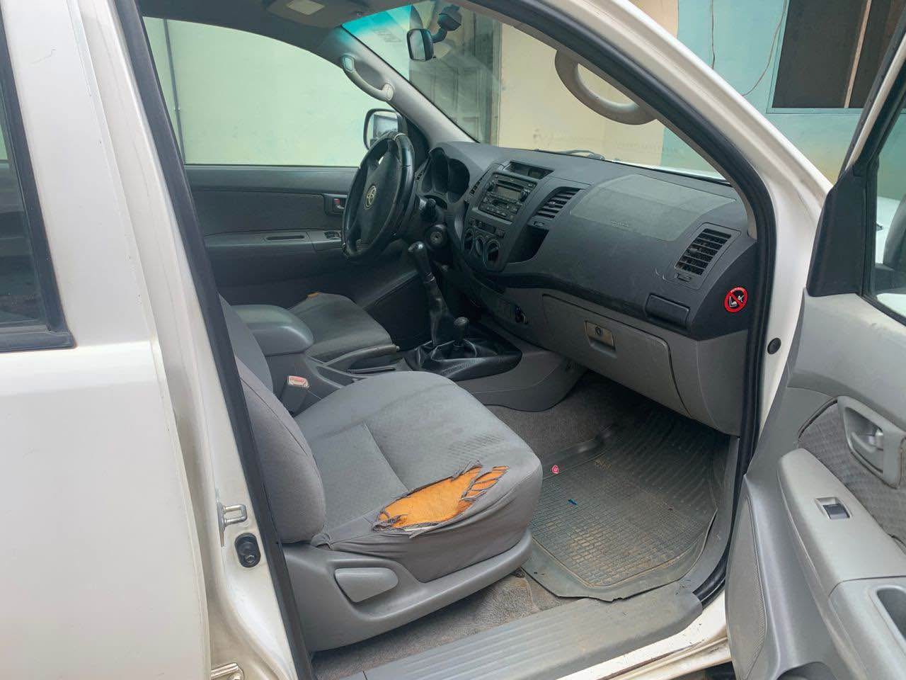 A picture of Toyota Hilux From 2012 available for sale Sound 4 plugs