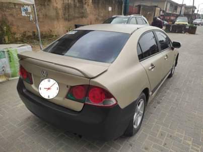 A picture of Honda Civic 06