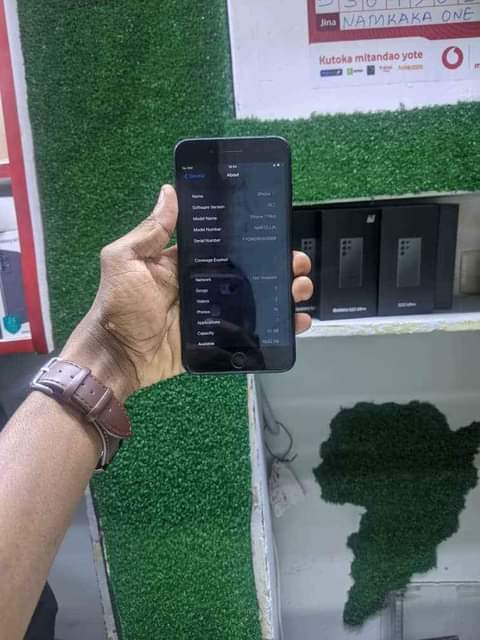 A picture of Iphone 7plus Nyeusi GB 32