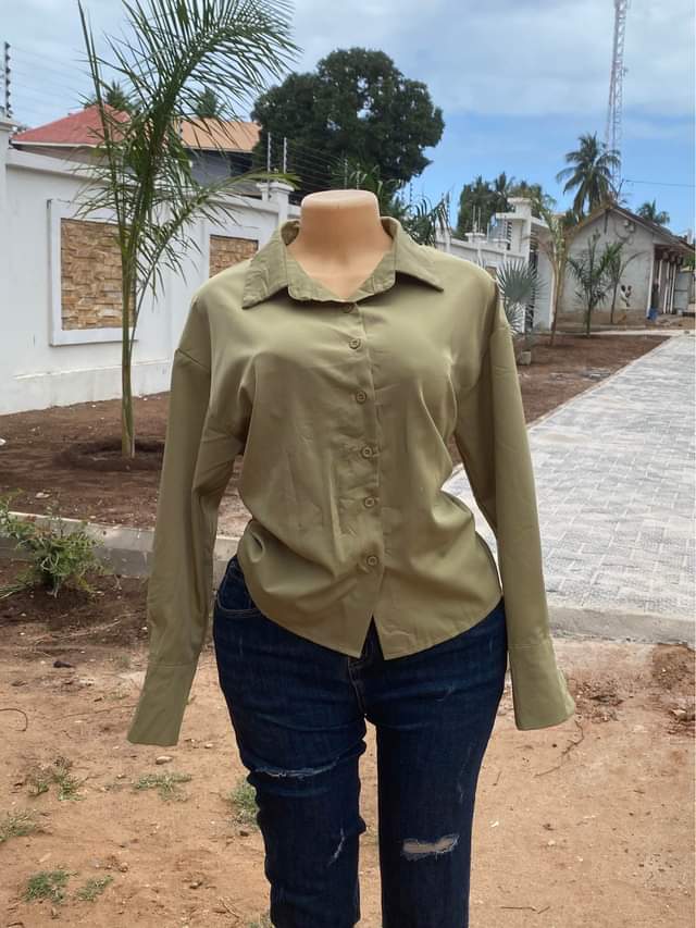 A picture of Shirt