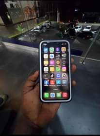 A picture of I phone x