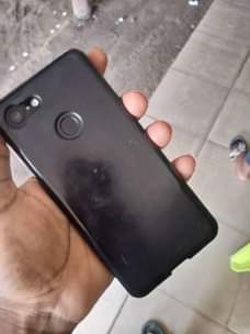 A picture of Google pixel 3