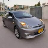 A picture of Toyota wish