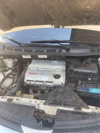 A picture of Toyota sienna 05