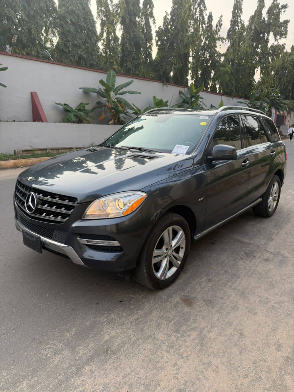 A picture of Foreign Used 2012 Mercedes Benz ML350