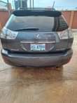 A picture of lexus rx 330