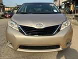 A picture of Toyota sienna 2011Toks Direct tokunbo
