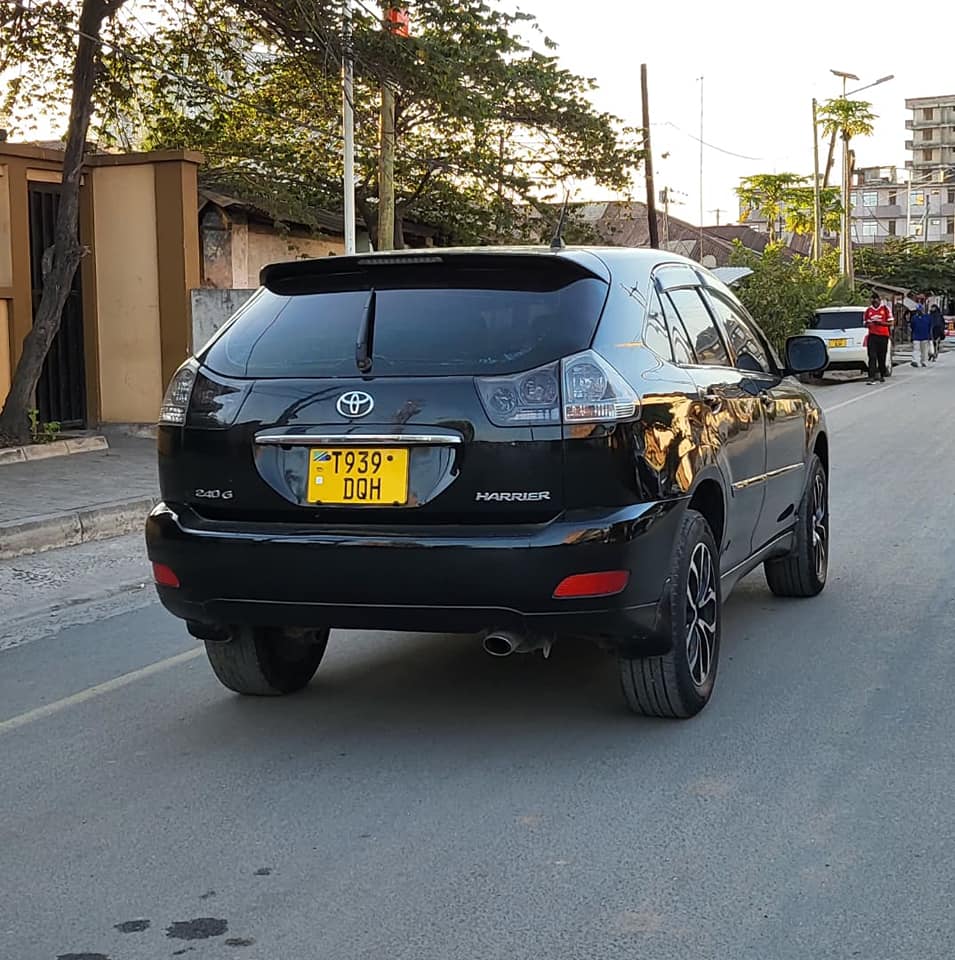 A picture of 0783414972 HARRIER NEW CC 2360 YEAR 2006 PRICE 21.5 MILLION