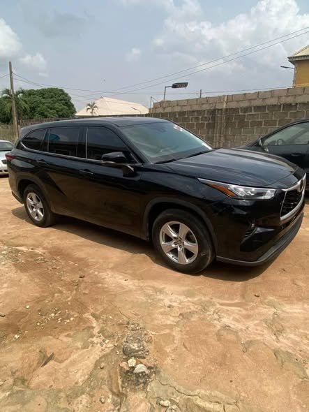 A picture of SUV