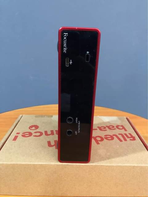 A picture of Focusrite Scarlett 2i2 3rd gen Audio Interface