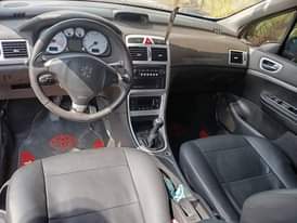 A picture of 2005 PEUGEOT 307
