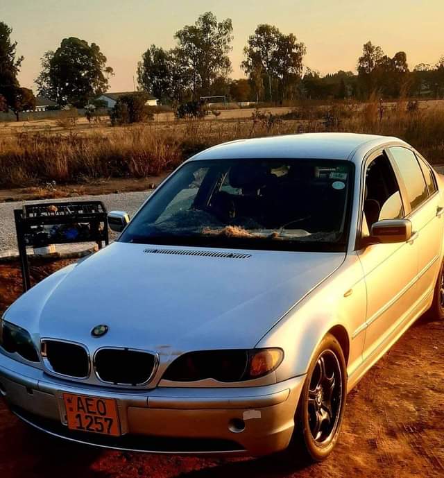 classifieds/cars bmw