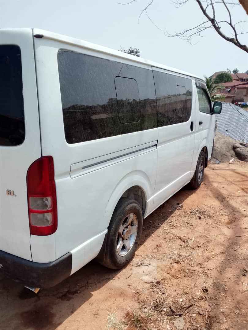 A picture of Toyota Hiace
