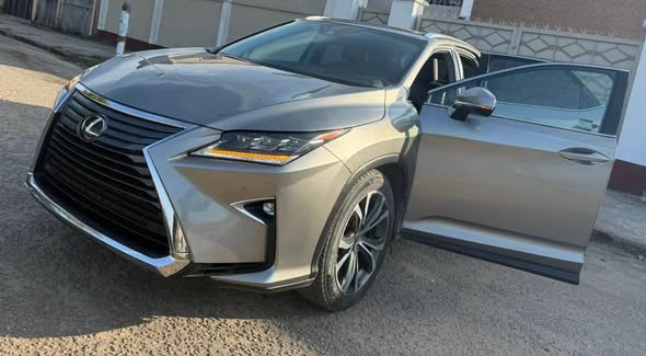A picture of FOREIGN USED LEXUS RX 350 MODEL 2017 29 5M