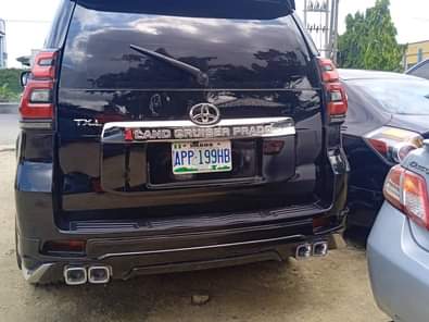 A picture of Land cruiser Prado Jeep 2007 model upgrade to 2022 model
