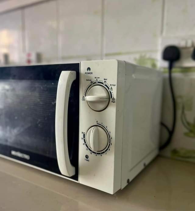 A picture of Microwave for sale if interested kindly inbox no any issues.