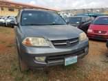 A picture of Acura MDX 2004 model
