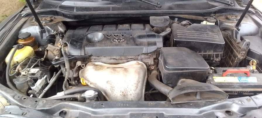 A picture of 2010 TOYOTA CAMRY 2010
