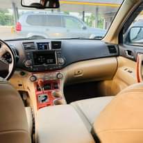 A picture of Toyota Highlander limited edition 2008