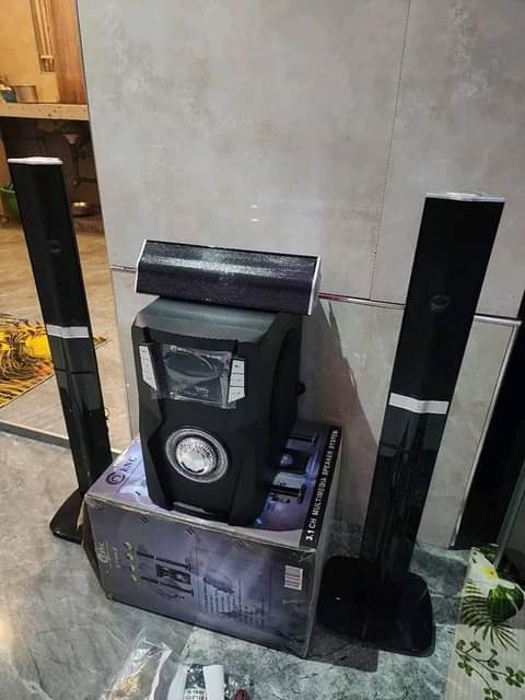 speakers
