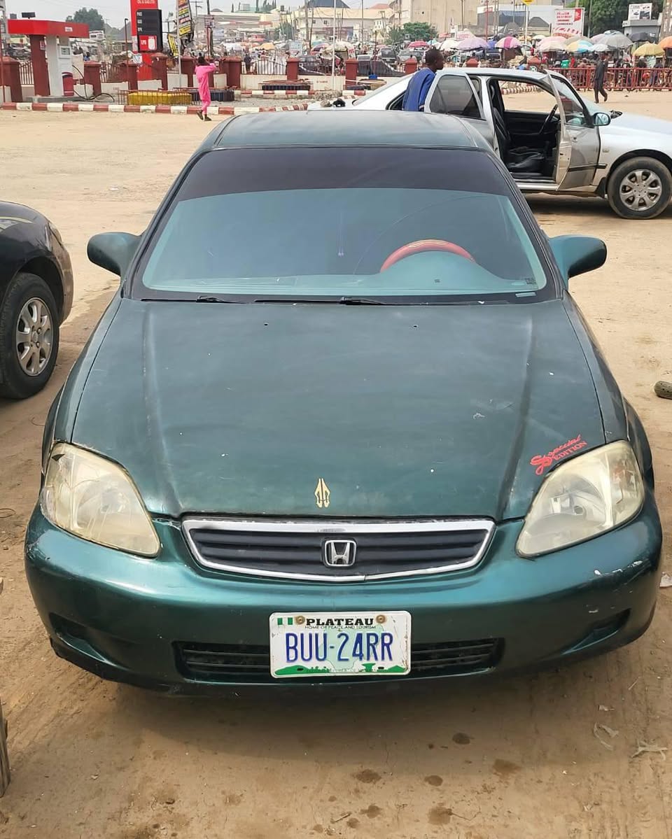 A picture of Distress Honda Civic