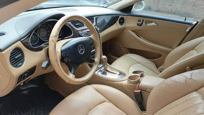 A picture of BENZ CLS 550