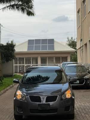 A picture of Pntiac Vibe 2010 model Belgium equivalent Engine 100 Automatic transmission