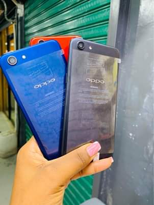 A picture of Oppo A 83