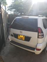 A picture of Land cruiser Prado