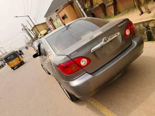A picture of 2004 Toyota Corralla