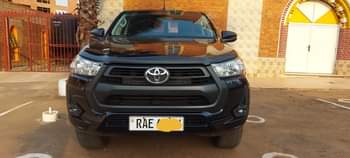 used toyota hilux