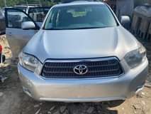 A picture of Toyota Highlander 2010 Toks V6 No Issues Lagos 6M 081
