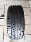 A picture of 245 40 20 Runflat